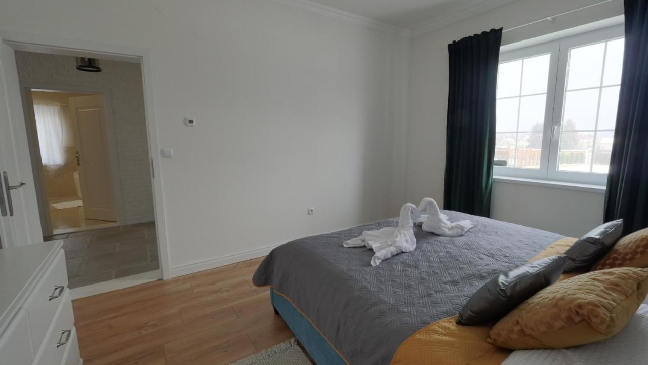 Apartmanovy Dom S Virivkou, Pod Secnom, Liptovsky Jan Liptovsky Mikulas Exterior photo