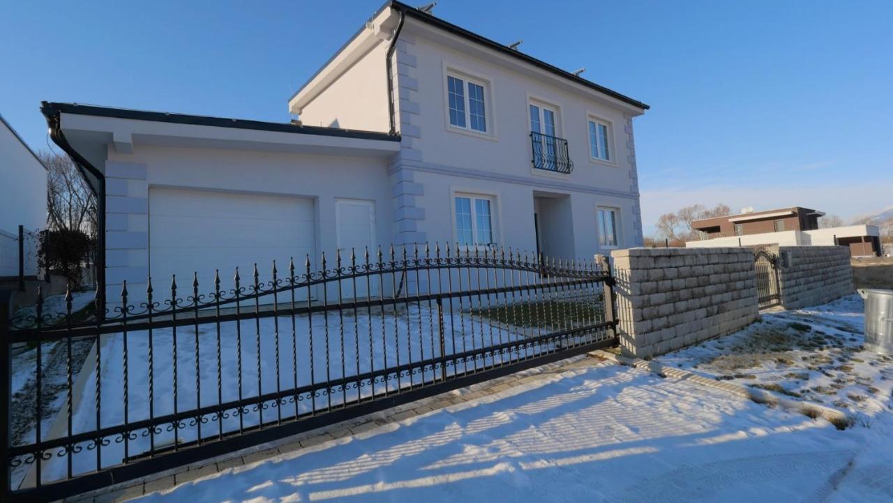 Apartmanovy Dom S Virivkou, Pod Secnom, Liptovsky Jan Liptovsky Mikulas Exterior photo